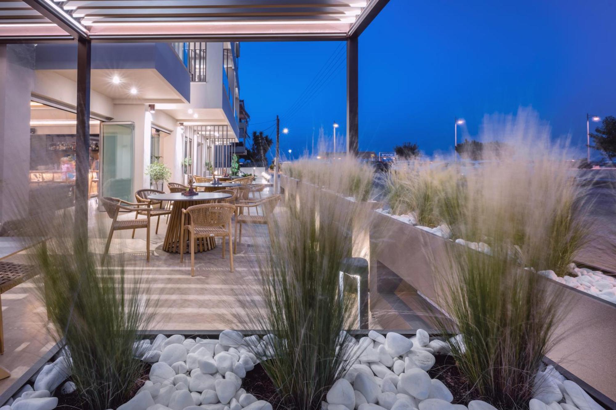 Pantheon Sea View Aparthotel Néoi Póroi Eksteriør bilde