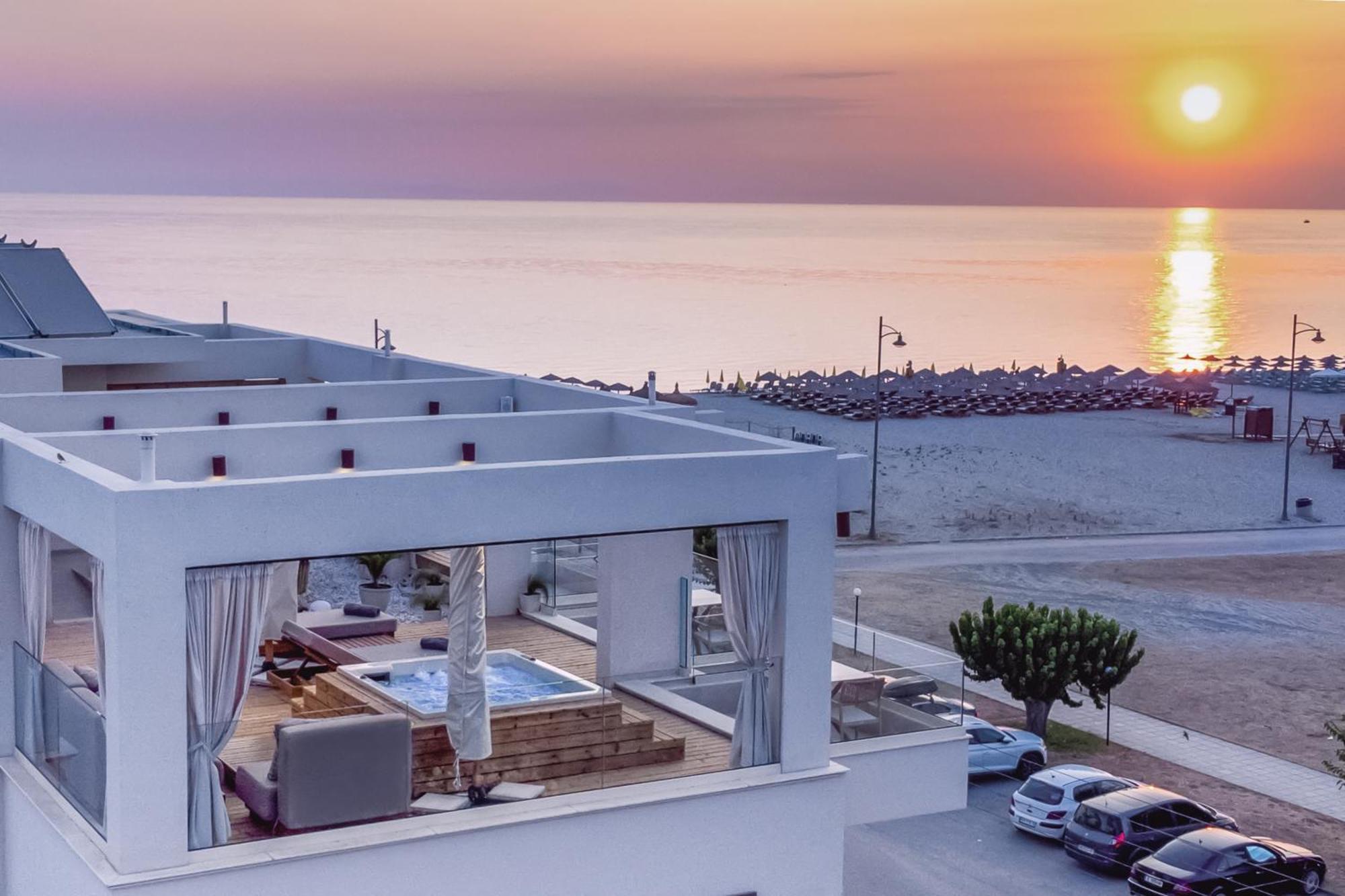 Pantheon Sea View Aparthotel Néoi Póroi Eksteriør bilde