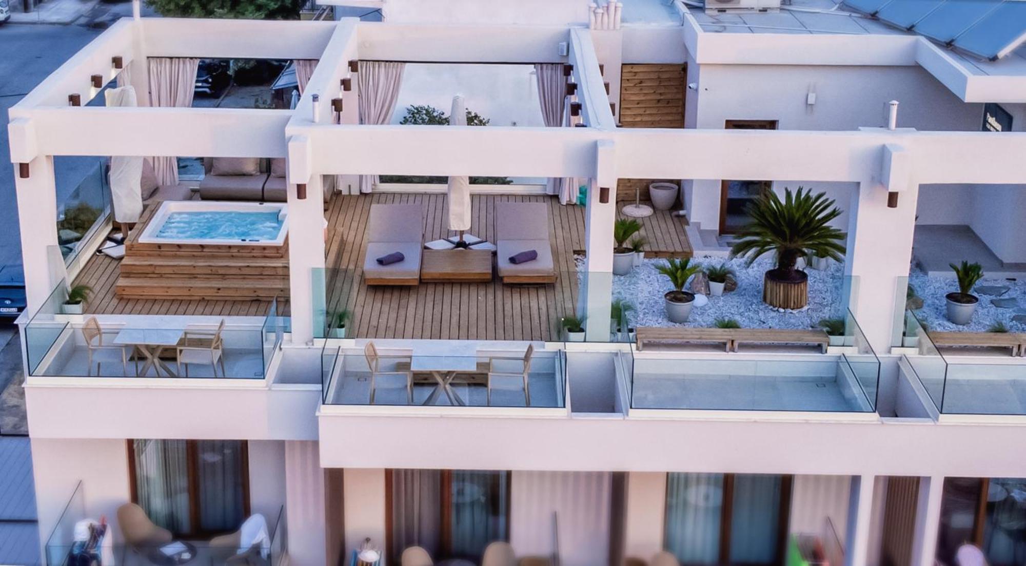 Pantheon Sea View Aparthotel Néoi Póroi Eksteriør bilde